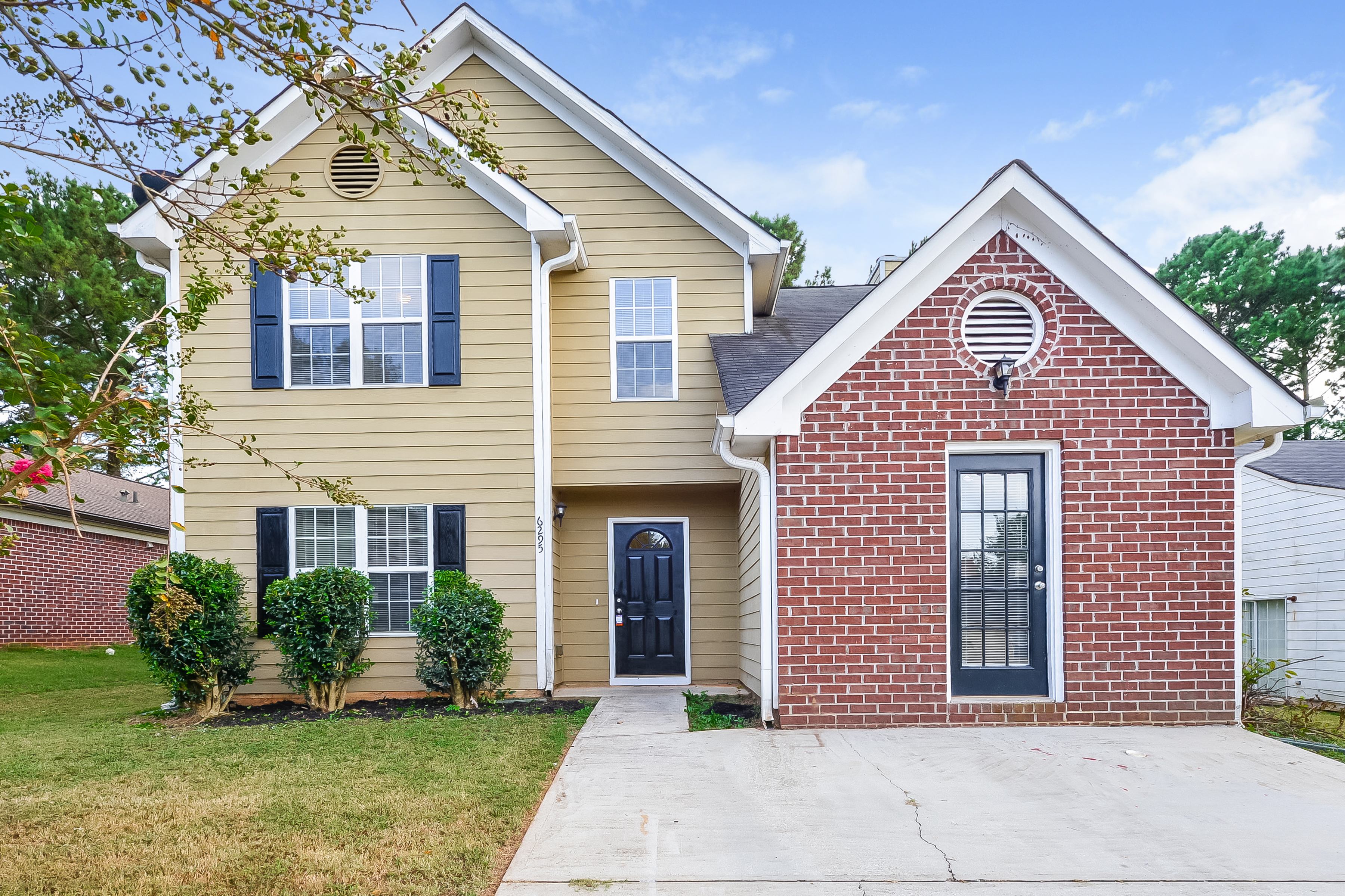 6295 Klondike River Rd Lithonia, GA 30038